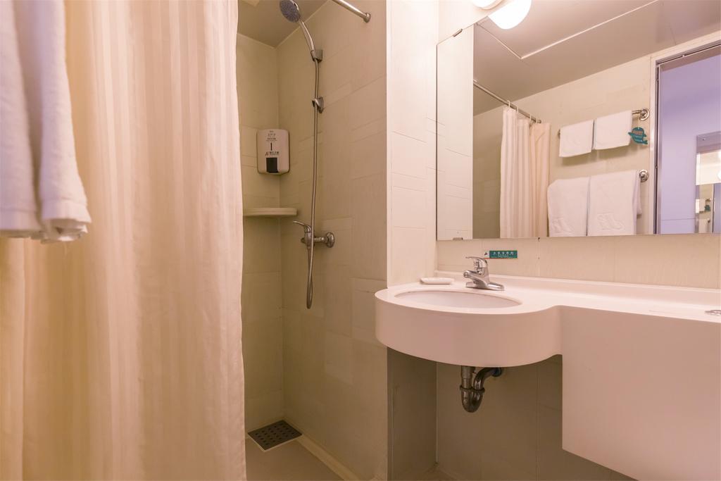 Jinjiang Inn Select Wuhan Chu Hehan Street Shuiguohu 외부 사진